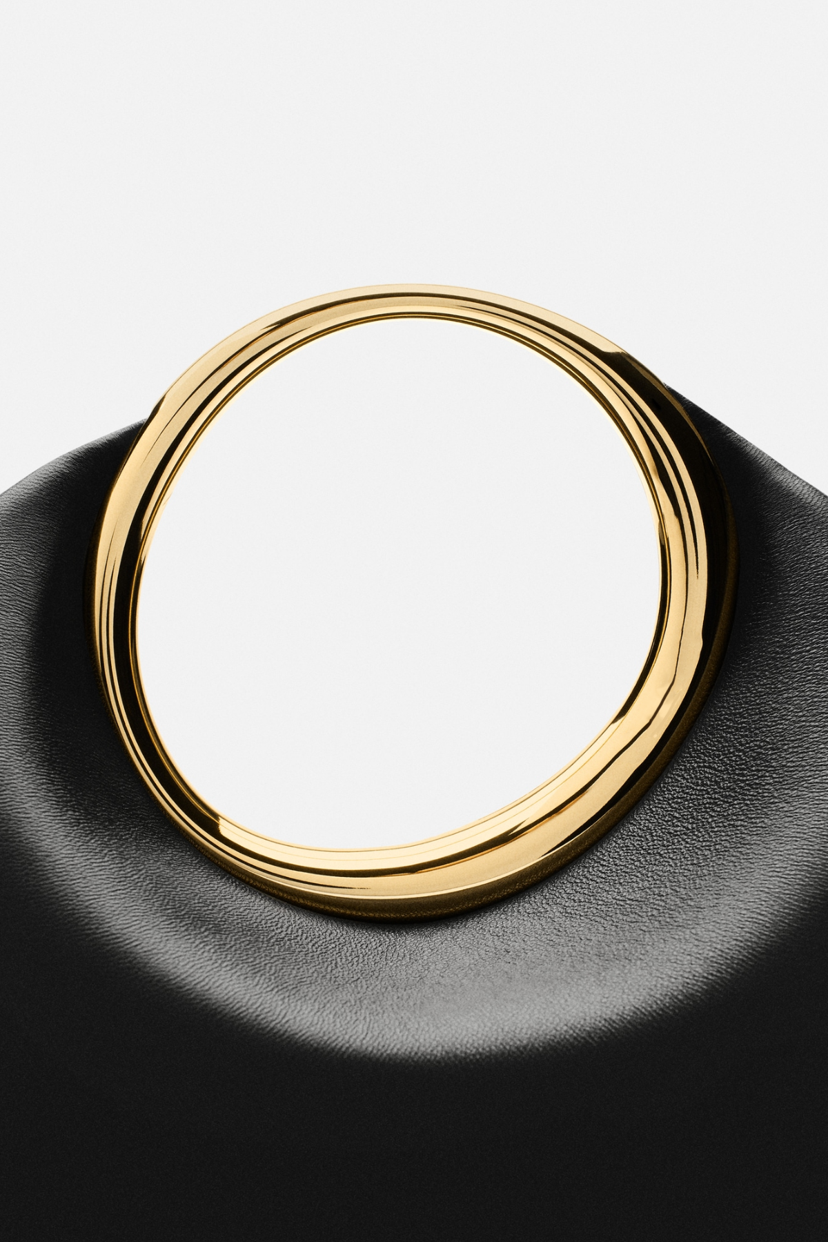 Esme Circle Leather Clutch - Black
