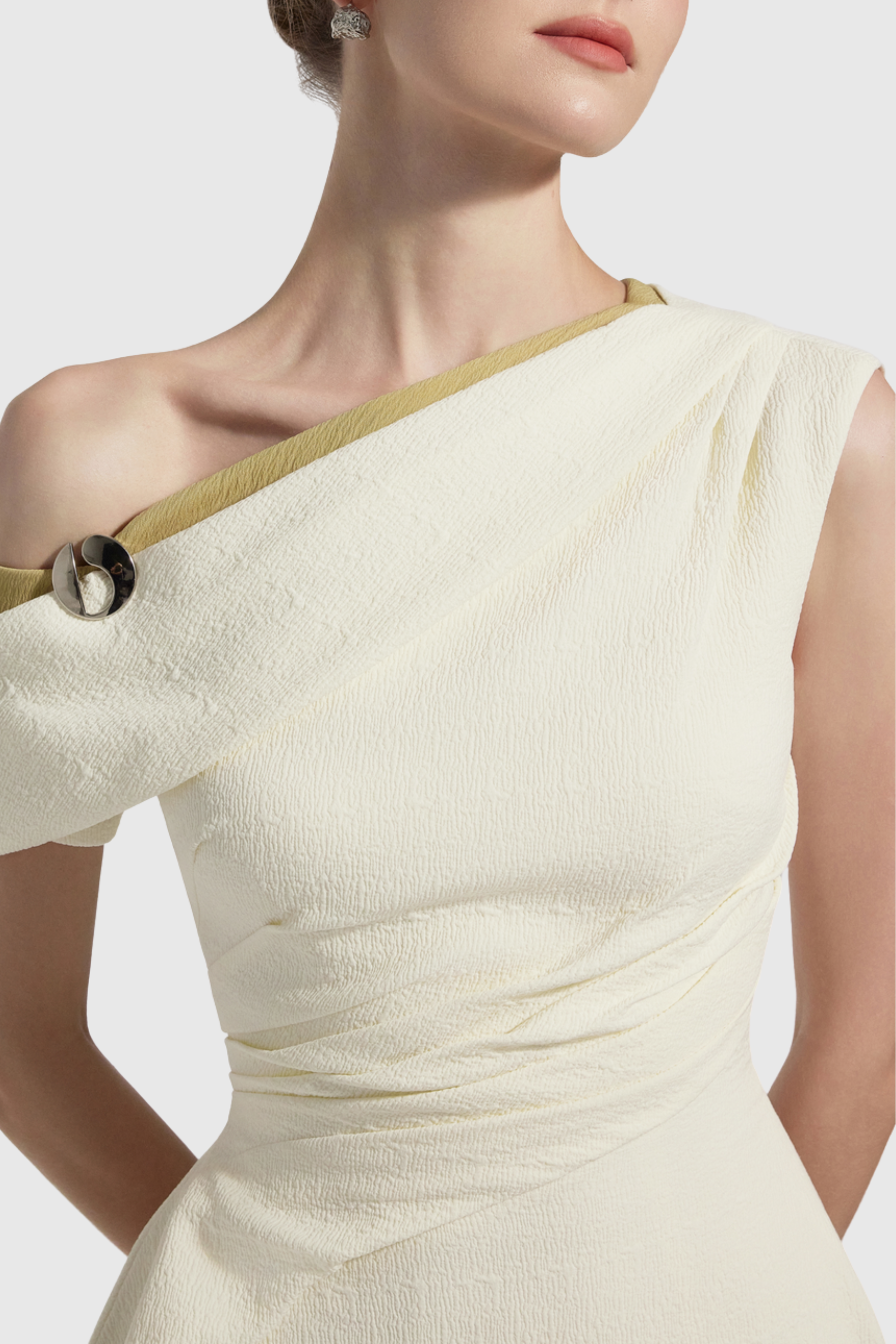 Odete Off Shoulder Ruched Midi Dress