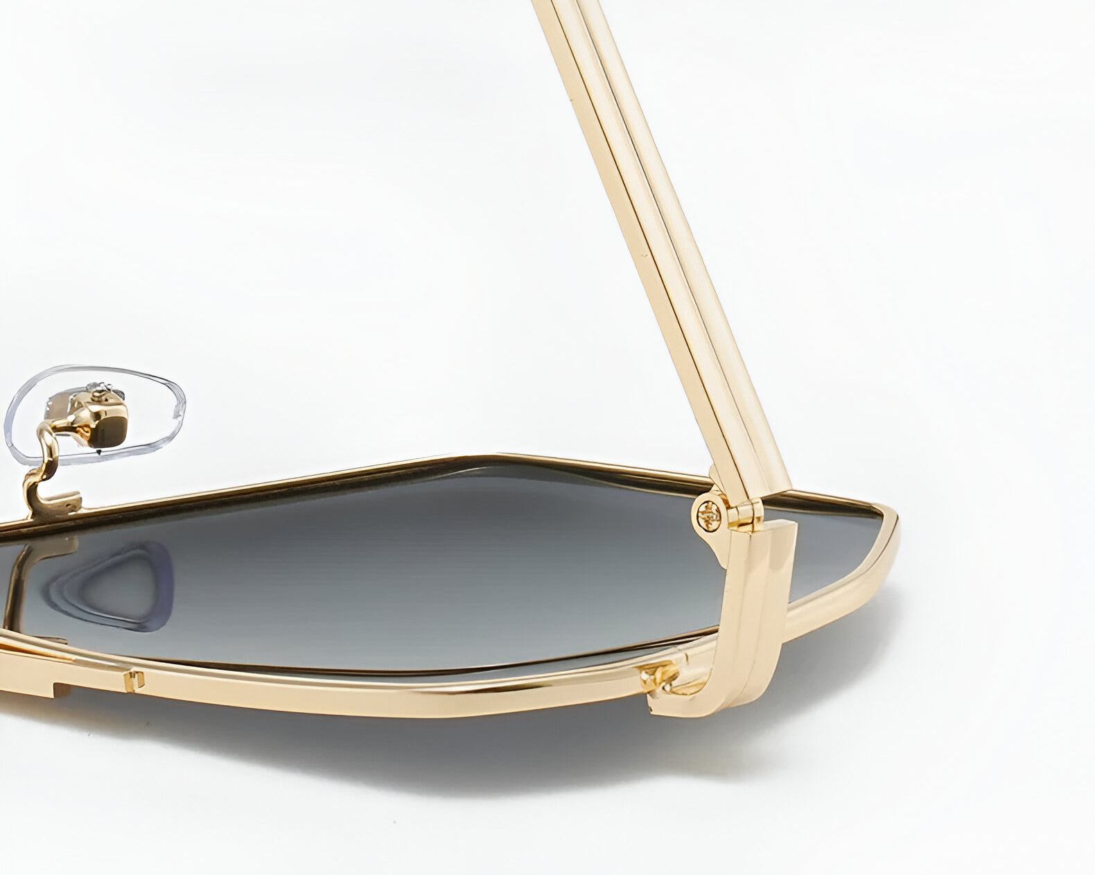 LAYLA-AVIATOR EDGE