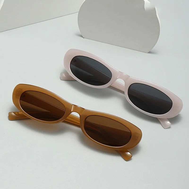 NOA-VINTAGE OVAL FRAME