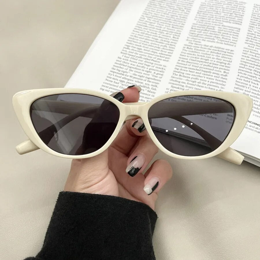 MAYA-CAT EYE FRAME